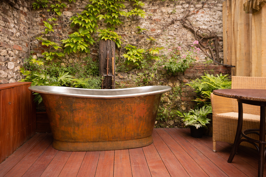Copper Outdoor Bath Buying Guide UK