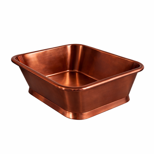 William Holland Alvius Outdoor Copper Bath
