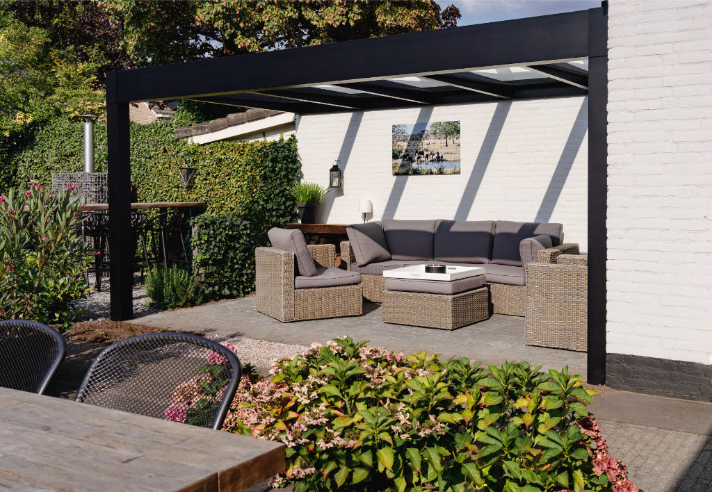 deponti trebbiano aluminium veranda product exterior view — view 2